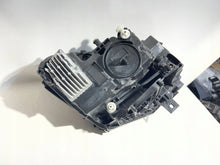 Laden Sie das Bild in den Galerie-Viewer, Frontscheinwerfer Mercedes-Benz W247 A2479063505 FALSE Scheinwerfer Headlight SCH7549993262nk