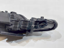 Load image into Gallery viewer, Frontscheinwerfer Hyundai Elantra 92102-F2700 92102-F2 Full LED Rechts Headlight