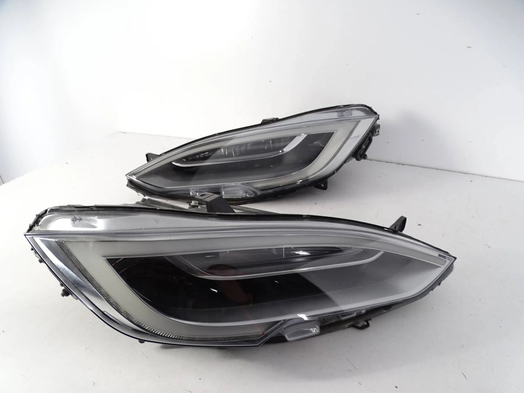 Frontscheinwerfer Tesla S 106504600B Full LED Rechts Scheinwerfer Headlight