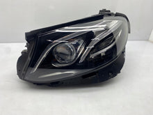 Laden Sie das Bild in den Galerie-Viewer, Frontscheinwerfer Mercedes-Benz W213 A2139067504A2139067504 LED Links Headlight SCH4917271960rg