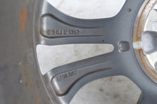 Laden Sie das Bild in den Galerie-Viewer, 1x Alufelge 17 Zoll 7.0&quot; 5x108 50ET Glanz Grau NX7C-1007-E1A Ford Focus