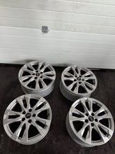 Load image into Gallery viewer, 4x Alufelge 17 Zoll 7.5" 5x112 27ET Glanz Silber KBA51012 Audi Mini I Rim Wheel FEL2522345107ff