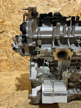 Laden Sie das Bild in den Galerie-Viewer, Motor Audi Seat VW Taro DFY OE 22R 1.5 TFSI 19TKm 2022 Benzin Engine Komplett