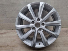 Laden Sie das Bild in den Galerie-Viewer, 1x Alufelge 17 Zoll 3G0601025C VW Passat B8 Rim Wheel FEL1730662925fg
