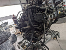 Load image into Gallery viewer, Motor VW Multivan CAA CAAB 2.0 TDI 102PS 75kW 328TKm 2013 Diesel Engine Komplett MOT9926274466yd