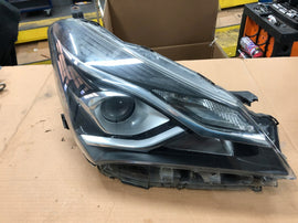 Frontscheinwerfer Toyota Yaris Rechts Scheinwerfer Headlight SCH1272653440kp