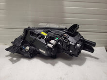 Laden Sie das Bild in den Galerie-Viewer, Frontscheinwerfer Mitsubishi Outlander III 8301C8-63 LED Links Headlight SCH6352141407bf
