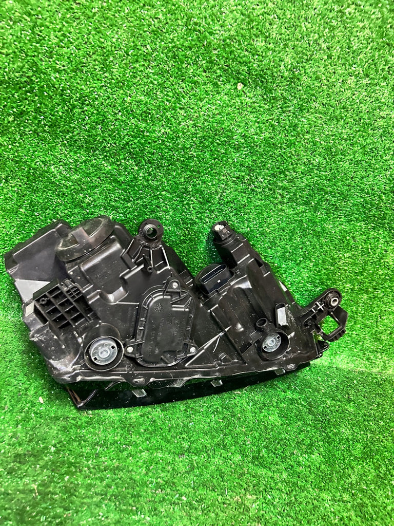 Frontscheinwerfer Skoda Scala 657941015 LED Links Scheinwerfer Headlight SCH6435315724yb
