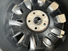 Load image into Gallery viewer, 1x Alufelge 17 Zoll 6.0&quot; 5x112 2K5601025F VW Caddy Alltrack Rim Wheel