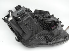 Laden Sie das Bild in den Galerie-Viewer, Frontscheinwerfer VW Touareg 761941081 Ein Stück (Rechts oder Links) Headlight