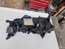 Laden Sie das Bild in den Galerie-Viewer, Frontscheinwerfer Renault Koleos II 260109289R 90055784 Rechts Headlight SCH1274305392bp