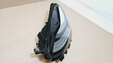 Laden Sie das Bild in den Galerie-Viewer, Frontscheinwerfer Tesla 3 Y 1514952-000-C Links Scheinwerfer Headlight