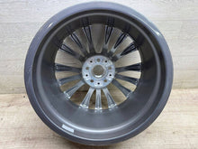 Laden Sie das Bild in den Galerie-Viewer, 1x Alufelge 19 Zoll 5x112 6874438 BMW 5 G31 G30 Rim Wheel FEL1792220135fh