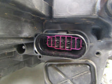 Laden Sie das Bild in den Galerie-Viewer, Frontscheinwerfer Skoda Enyaq 5LB941015A LED Ein Stück (Rechts oder Links)