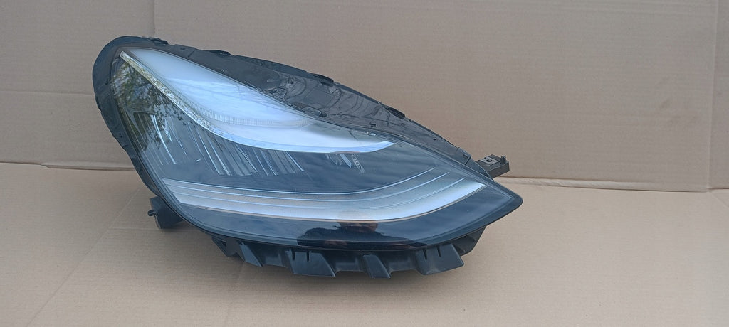 Frontscheinwerfer Tesla Model 3 1077376-00-C LED Rechts Scheinwerfer Headlight