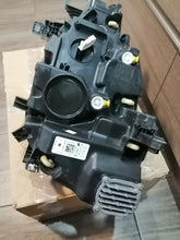 Laden Sie das Bild in den Galerie-Viewer, Frontscheinwerfer VW I 11B941006A LED Rechts Scheinwerfer Headlight SCH5491973169eo