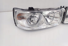 Laden Sie das Bild in den Galerie-Viewer, Frontscheinwerfer Daf 1EJ247046-46 1EJ247046-45 Ein Satz Scheinwerfer Headlight SCH1688764882hn