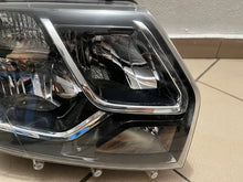 Laden Sie das Bild in den Galerie-Viewer, Frontscheinwerfer Dacia Duster Rechts Scheinwerfer Headlight SCH3370340330im