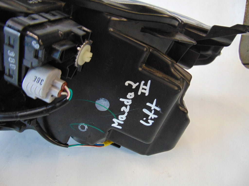 Frontscheinwerfer Mazda II D43N-51030 LED Rechts Scheinwerfer Headlight