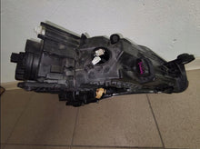 Laden Sie das Bild in den Galerie-Viewer, Frontscheinwerfer Skoda Superb III 3V1941015A Full LED Links Headlight