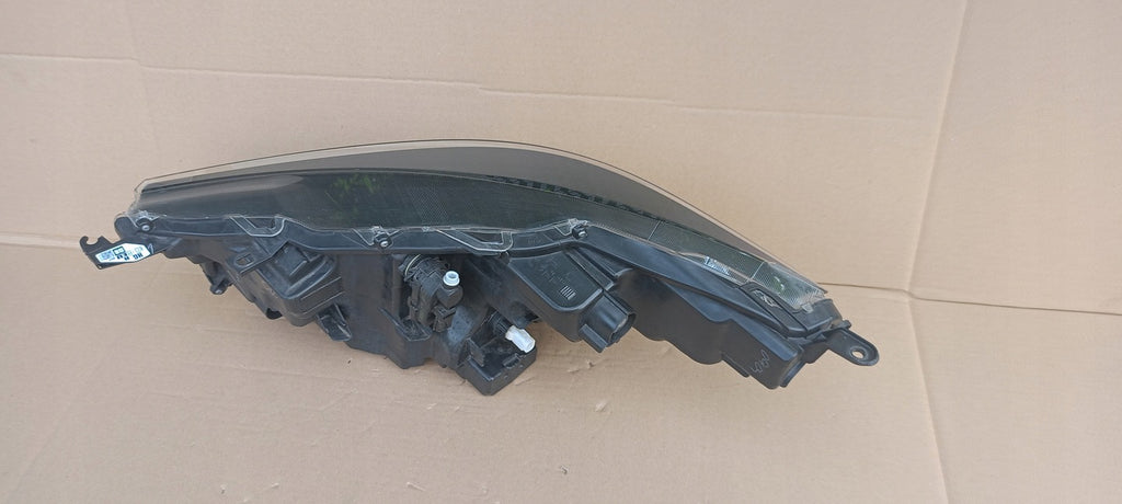 Frontscheinwerfer Toyota 4 Yaris 0036181 K0-8EU Full LED Rechts Headlight