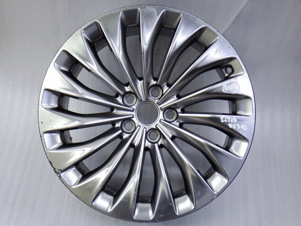 1x Alufelge 19 Zoll 9.5" 5x114.3 47ET Glanz Silber 52910-D2310 Hyundai Ix35 FEL6076440936tc
