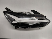 Laden Sie das Bild in den Galerie-Viewer, Frontscheinwerfer Dacia Sandero III Logan Jogger 260107920R LED Rechts Headlight SCH9283100024sr