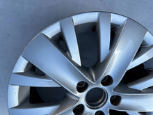 Laden Sie das Bild in den Galerie-Viewer, 1x Alufelge 16 Zoll 6.5" 5x112 5K0601025 VW Golf I Jetta Rim Wheel FEL1815471866yx