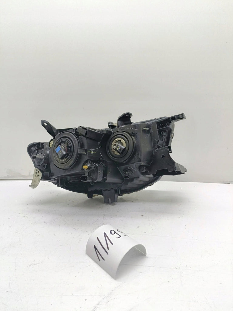 Frontscheinwerfer Mitsubishi Pajero I Sport II 8301A877 Links Headlight SCH1393163052vy