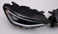 Load image into Gallery viewer, Frontscheinwerfer VW Id.4 E21 11B941035N 11B941036N LED Ein Satz Headlight SCH2866885391ji