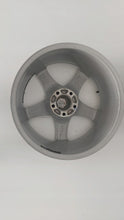 Load image into Gallery viewer, 1x Alufelge 17 Zoll 7.0&quot; 5x100 46ET 6C0601025B VW Polo Rim Wheel