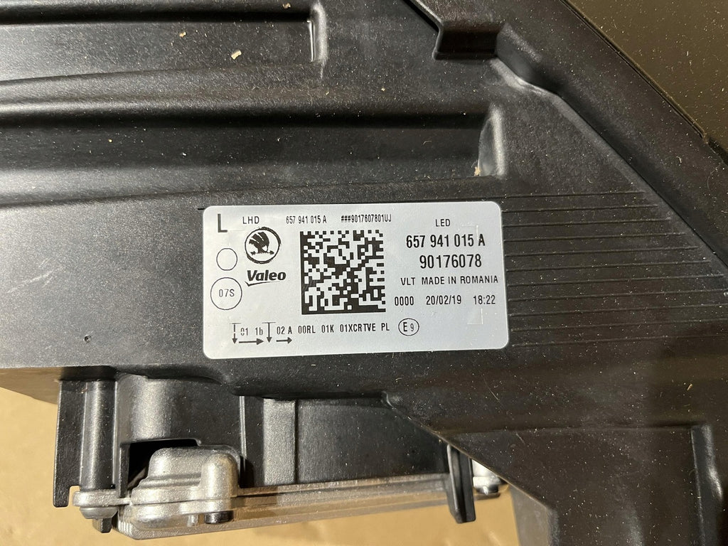 Frontscheinwerfer Skoda Scala 657941015A LED Ein Stück (Rechts oder Links) SCH8417062534vs