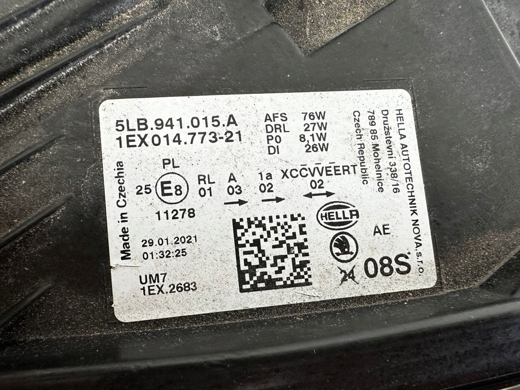 Frontscheinwerfer Skoda Enyaq 5LB941015A LED Links Scheinwerfer Headlight