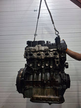 Laden Sie das Bild in den Galerie-Viewer, Motor Kia Sorento D4HB 2.2 CRDI 2010 Diesel Engine Unkomplett