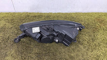 Laden Sie das Bild in den Galerie-Viewer, Frontscheinwerfer Skoda Fabia III 6V1941016F LED Rechts Scheinwerfer Headlight SCH3479353087tc
