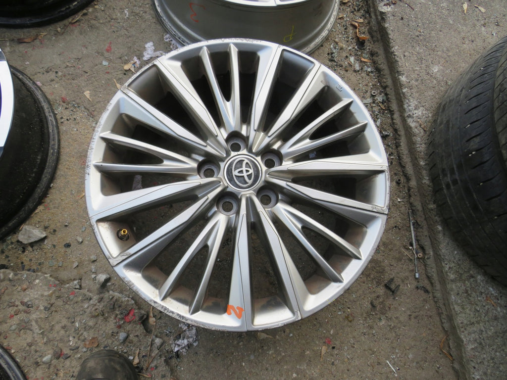 1x Alufelge 18 Zoll 7.5" Toyota Avensis Rim Wheel