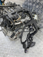 Load image into Gallery viewer, Motor Toyota Prius 2ZR-FXE 1.8 62TKm Hybrid Engine Komplett