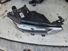 Load image into Gallery viewer, Frontscheinwerfer VW T-Roc 2GA941036P Rechts Scheinwerfer Headlight SCH8534788053ad