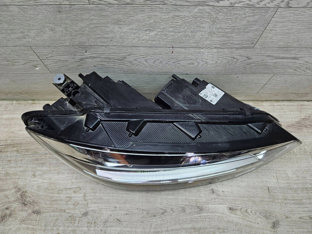 Frontscheinwerfer VW Touran 5TB941774D LED Rechts Scheinwerfer Headlight SCH8686130788ss