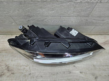Laden Sie das Bild in den Galerie-Viewer, Frontscheinwerfer VW Touran 5TB941774D LED Rechts Scheinwerfer Headlight SCH8686130788ss