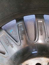 Laden Sie das Bild in den Galerie-Viewer, 1x Alufelge 18 Zoll 7.5&quot; 5x112 6870873 Mini Rim Wheel