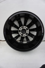 Laden Sie das Bild in den Galerie-Viewer, 4x Alufelge 17 Zoll 7.5" 5x120 37ET Glanz Silber 6796240 BMW Rim Wheel FEL5182743901en