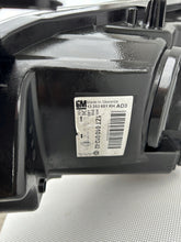 Laden Sie das Bild in den Galerie-Viewer, Frontscheinwerfer Opel Astra J 13253651 Bi-Xenon Rechts Scheinwerfer Headlight SCH6448488746na