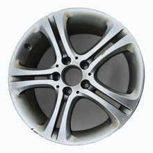 Laden Sie das Bild in den Galerie-Viewer, 1x Alufelge 17 Zoll 7.5&quot; 5x112 A246401002 Mercedes-Benz W246 Rim Wheel