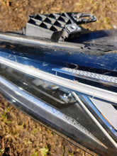 Laden Sie das Bild in den Galerie-Viewer, Frontscheinwerfer Cupra Formentor 5FG941007F Links Scheinwerfer Headlight SCH3928202796rt
