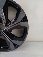 Laden Sie das Bild in den Galerie-Viewer, 1x Alufelge 18 Zoll 7.0" 5x114.3 35ET 403009719R Renault Koleos I Arkana FEL5598704999wc