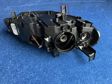 Load image into Gallery viewer, Frontscheinwerfer BMW X6 E71 E72 7287013 Xenon Links Scheinwerfer Headlight SCH7958108701fg