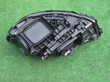 Laden Sie das Bild in den Galerie-Viewer, Frontscheinwerfer Mercedes-Benz W177 A1779062800KZ Rechts Scheinwerfer Headlight SCH1817077251lf