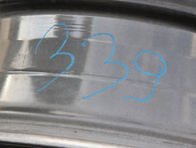 Laden Sie das Bild in den Galerie-Viewer, 1x Alufelge 17 Zoll 7.0&quot; 5x100 41ET 5J0601025N Skoda Fabia Rim Wheel