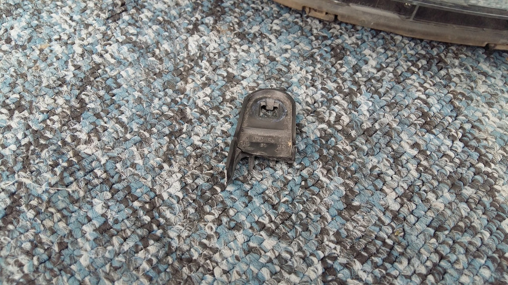 Frontscheinwerfer Mitsubishi Space W Star 8301C960 Rechts Scheinwerfer Headlight SCH7106719522ik